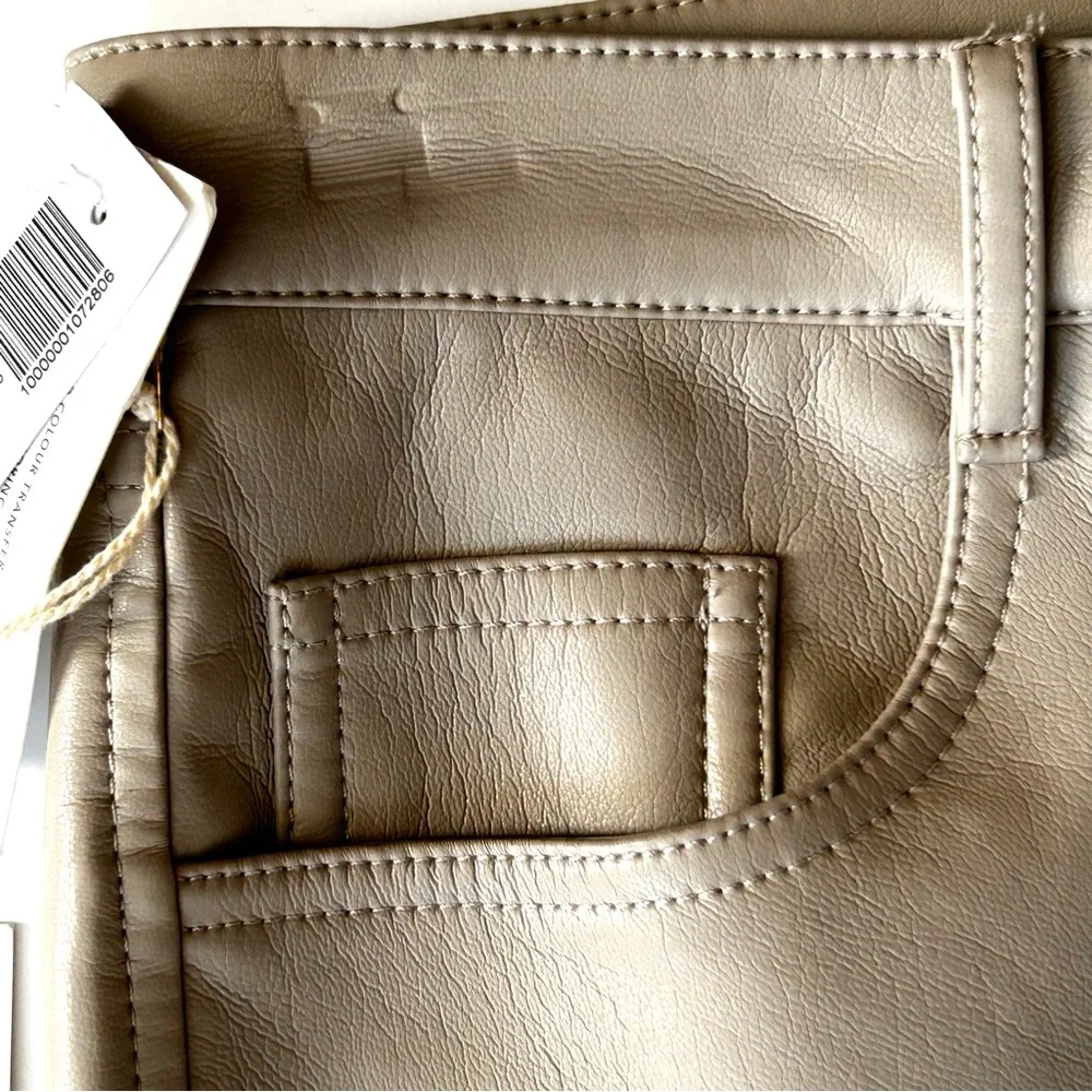 🌷NWT Vegan Leather Wilfred Light Taupe/Tan Pants. Size: 8 - Picture 13 of 16
